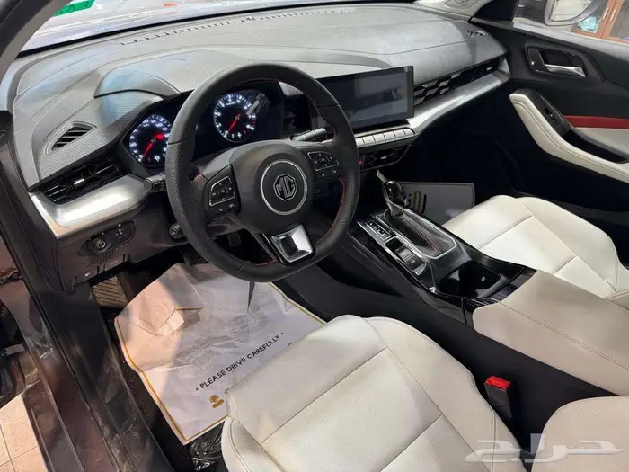 ام جي 2024 GT استندر 10