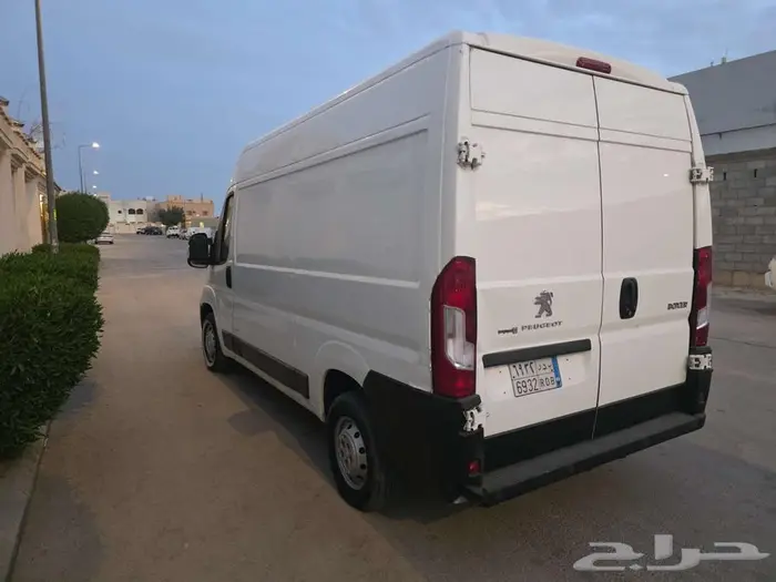 باص بيجو بوكسر 5