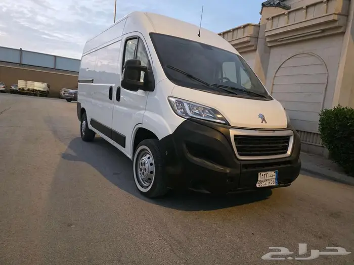 باص بيجو بوكسر 9