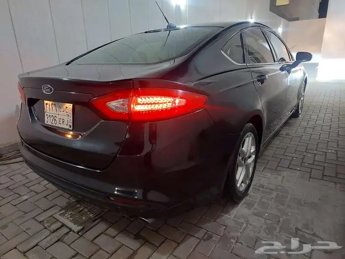 فورد فيوجن 2014 اسود نص فل 5