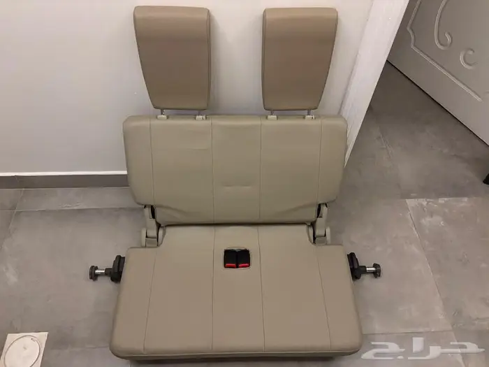 مرتبة صف خلفي (ثالث) ميتسوبيشي باجيرو 5 ابواب 0