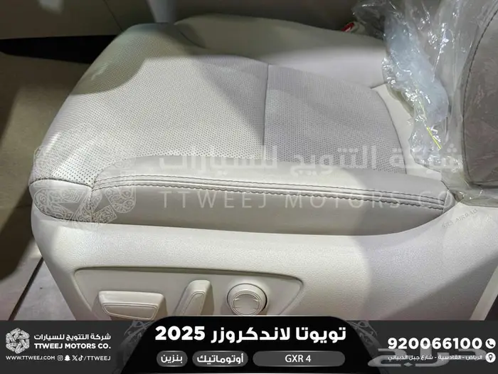 تويوتا لاندكروزر جكسار رقم 4 أسود بنزين 2025 سعودي اقل سعر 28