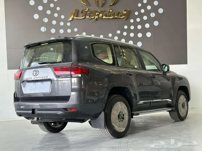 تويوتا لاندكروزر كروزر GXR.L4 خليجي فتحه سقف موديل 25 3