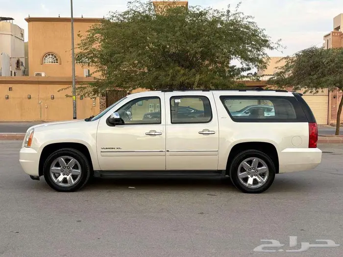 للبيع جمس يوكن طويل SLT فل كامل دبل 2014 6