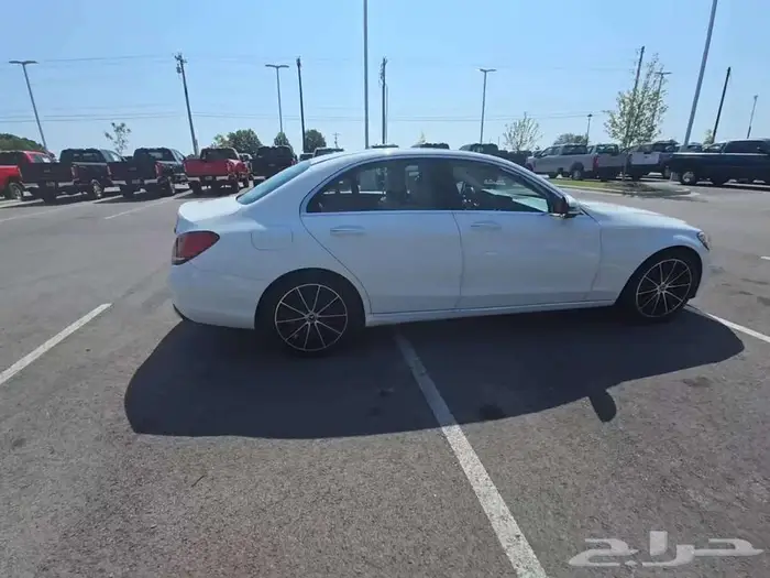 2021 مرسيدس بنز C-CLASS C 300 3
