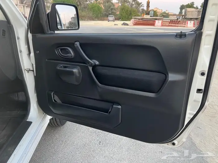 سوزوكي جمني موديل 2009 12