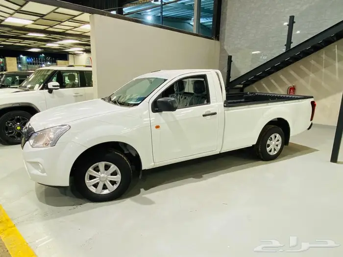 ايسوزو ديماكس 1.9 غمارة موديل 2025 3