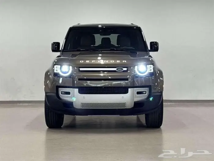 لاند روفر ديفندر 90 2023 باب بسعر ممتاز 0