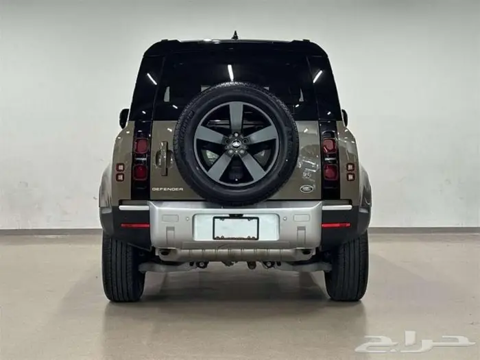 لاند روفر ديفندر 90 2023 باب بسعر ممتاز 5