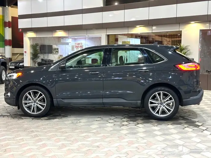 فورد ايدج 2021 فل كامل(تيتانيوم) مخزن. 18