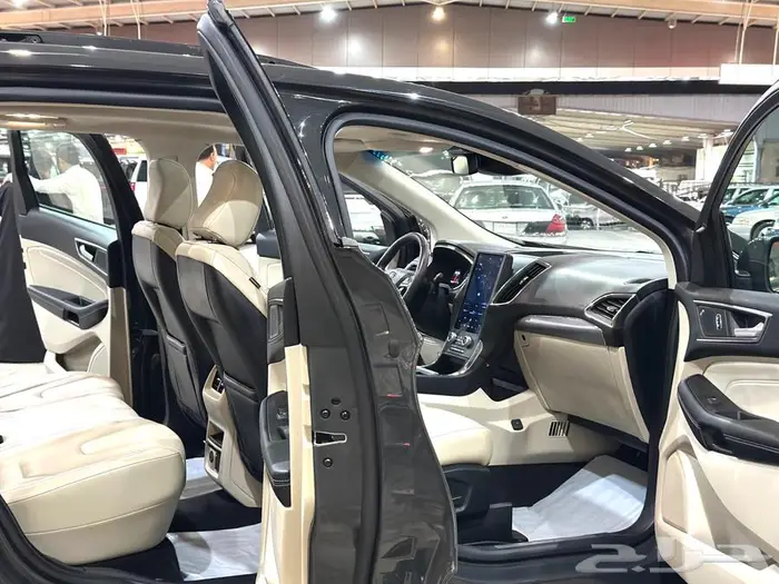 فورد ايدج 2021 فل كامل(تيتانيوم) مخزن. 33