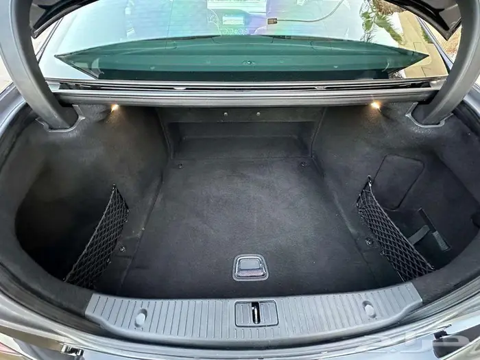 مرسيدس S450 أسود 2020 بدي وكالة عداد 84 ألف بحالة الوكالة 49
