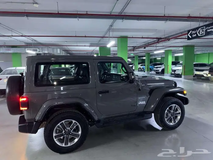 Jeep Wrangler Sahara 2022 - Stock جيب رانجلر صحارى 2022 7