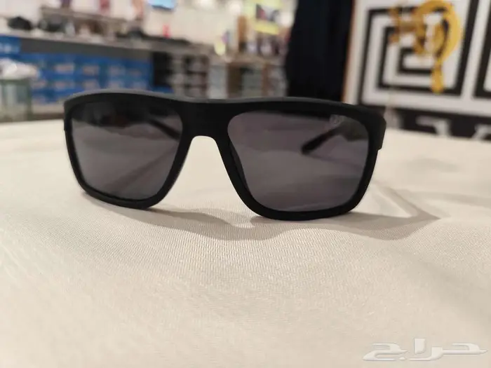 نظارة HUGO BOSS الأصلية 2