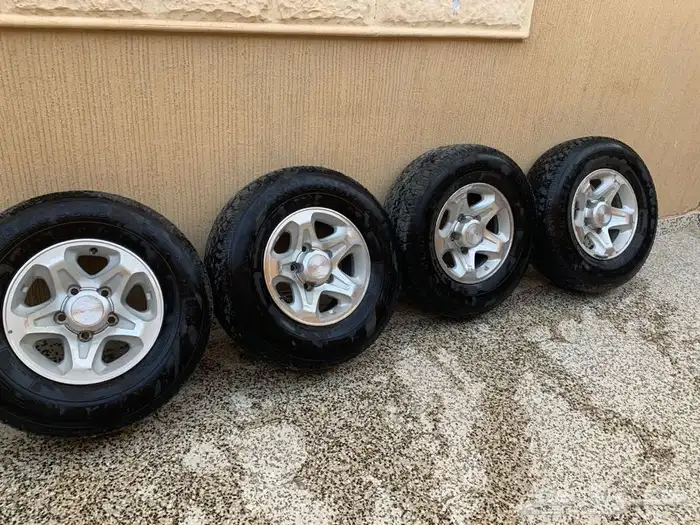 كفرات وجنوط شاص او ربع . لاندكروزر جيب 1