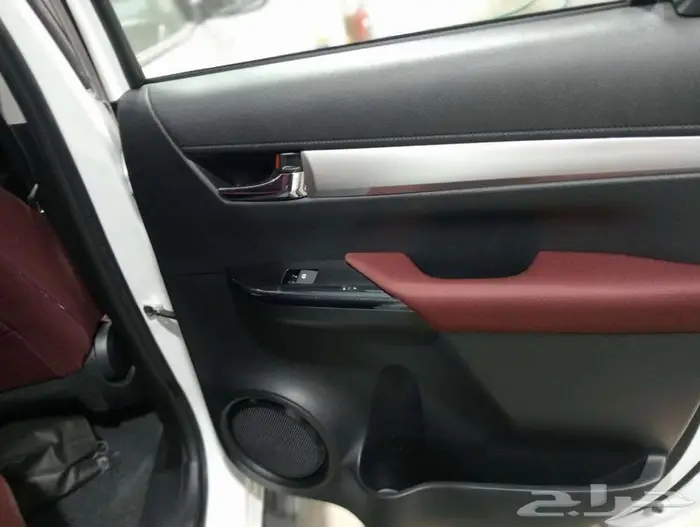 هايلوكس غمارتين S-GLX 4 4 اوتوماتيك بنزين 2025 كاش وبنك 12