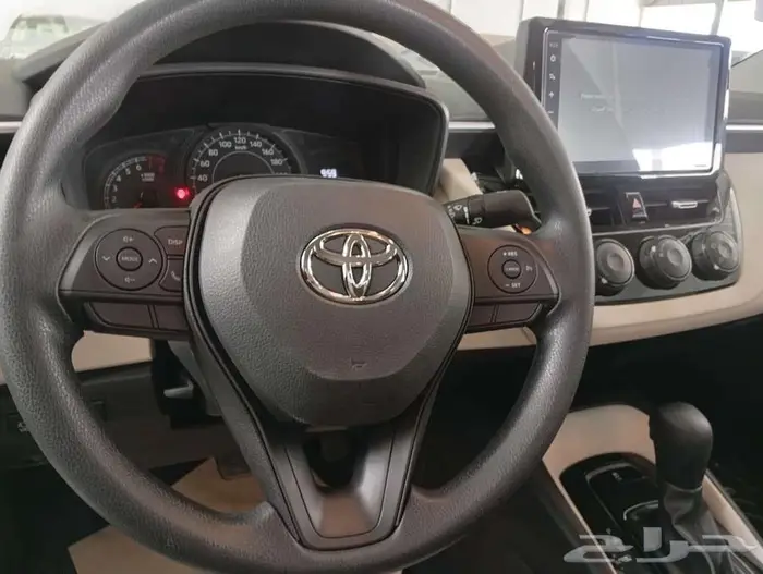 تويوتا كورولا مطور فتحه بنزين 2025 9