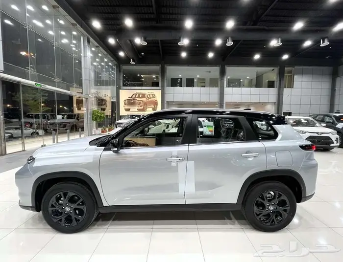 تويوتا أوربان كروزر ( GLX ) موديل 2026 أقل الأسعار 4