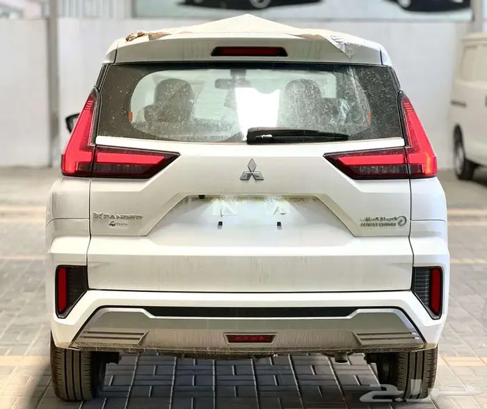 ميتسوبيشي اكسباندر فل كامل 2025 6