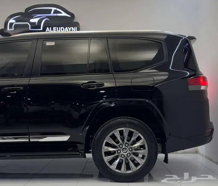 تويوتا لاند كروزر2024 GX-R 9