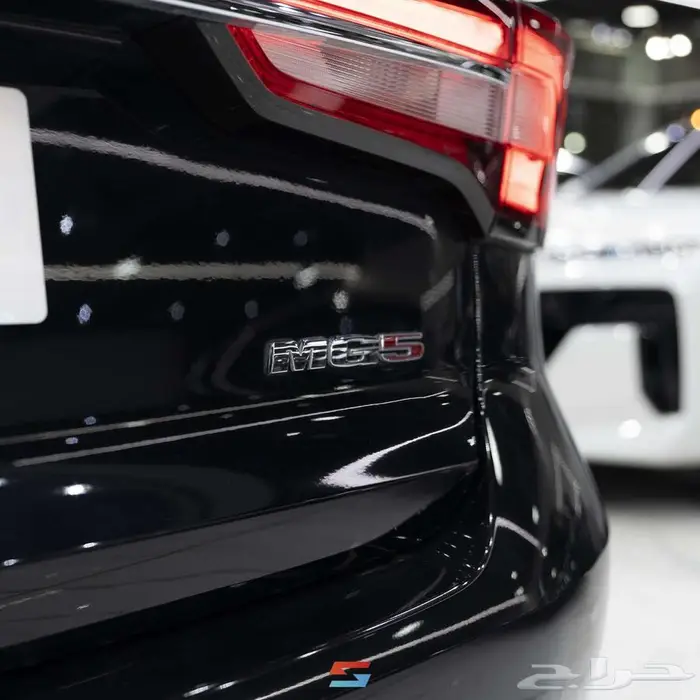 ام جي 5 استاندر موديل 2025. 3