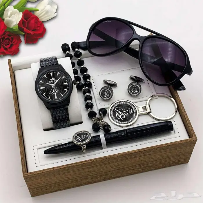 ساعتك باسمك صم م ساعتك الخاصة مع اسمك على الوجه أو الحزام 3