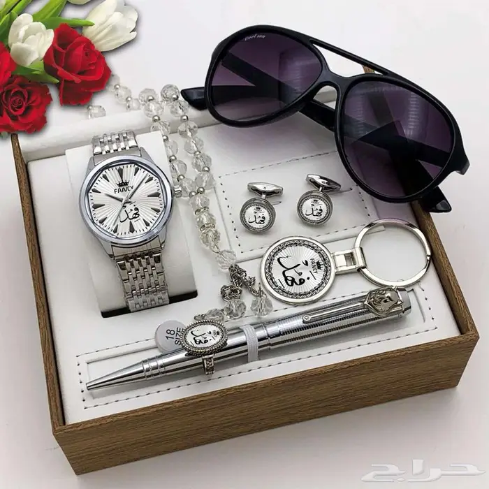 ساعتك باسمك صم م ساعتك الخاصة مع اسمك على الوجه أو الحزام 2