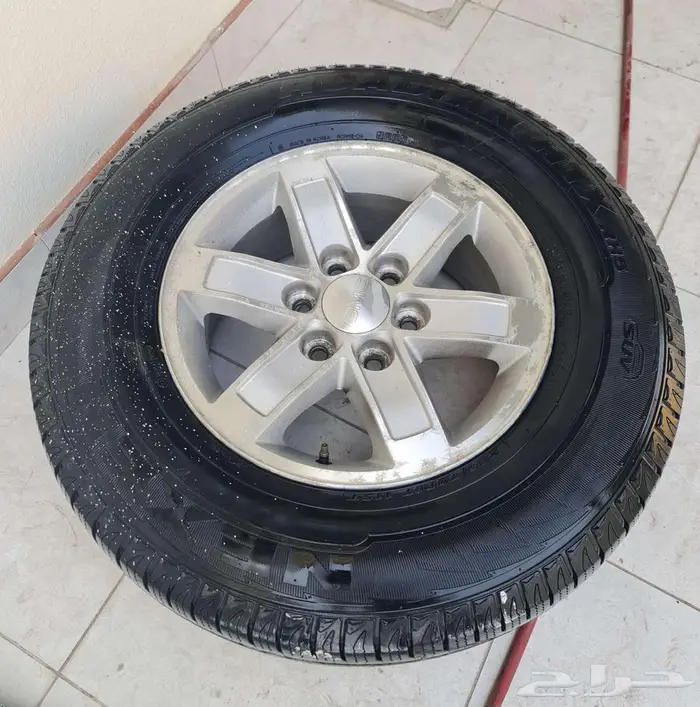 طقم جنوط بالكفرات جمس سييرا gmc sierra 1