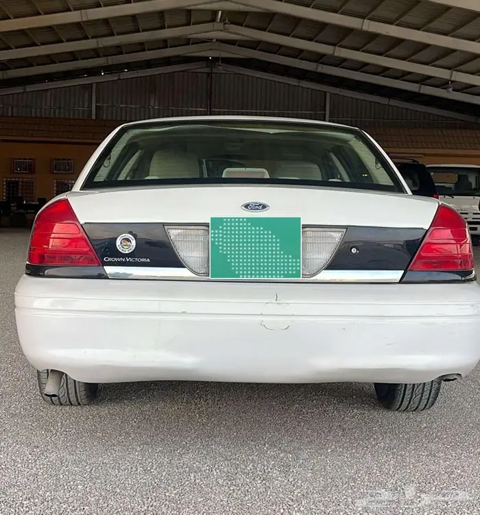 فورد فكتوريا 2011 11