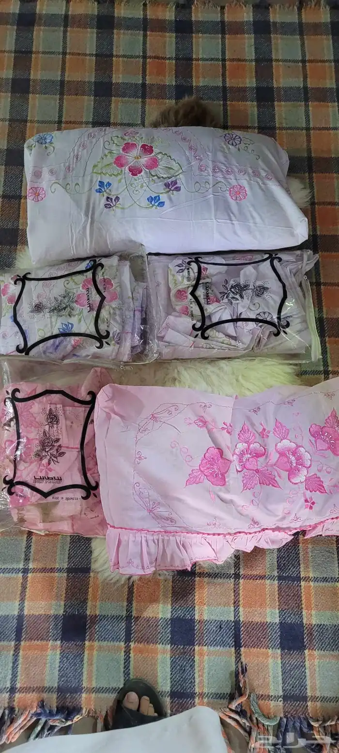 مجموعه منتجات تراثيه نادره 18