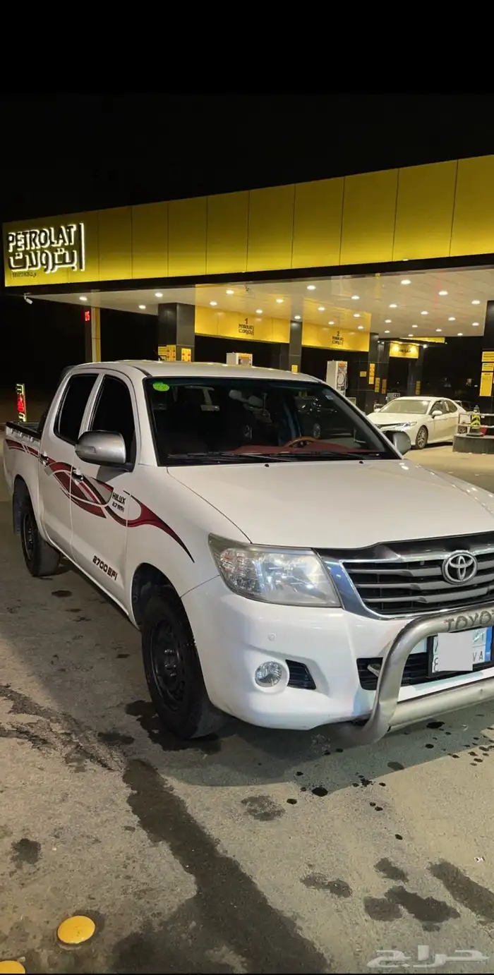 هايلوكس مديل 2015 للبيع 1