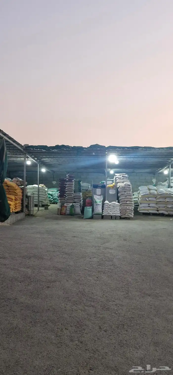 اعلاف الاغنام والطيور ولوازمها يوجد توصيل 14