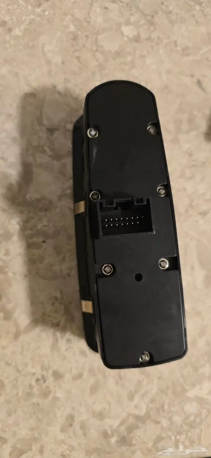 للبيع لوحه ازرار بورش باناميرا 2010-2013 1