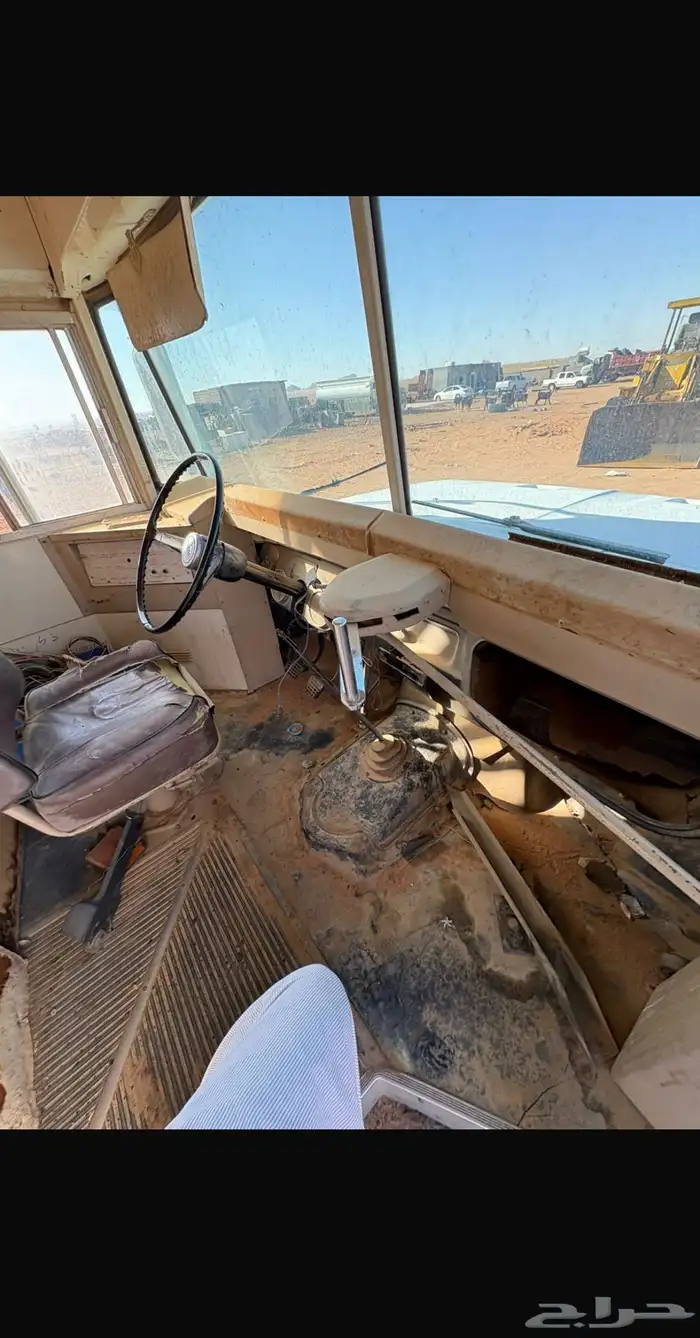 باص كرفان عرض 3ونص وطول 9 نضيف 0