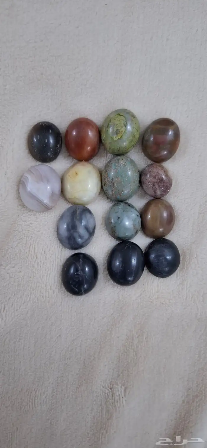 فصوص أحجار ثمينة جاهزة 0