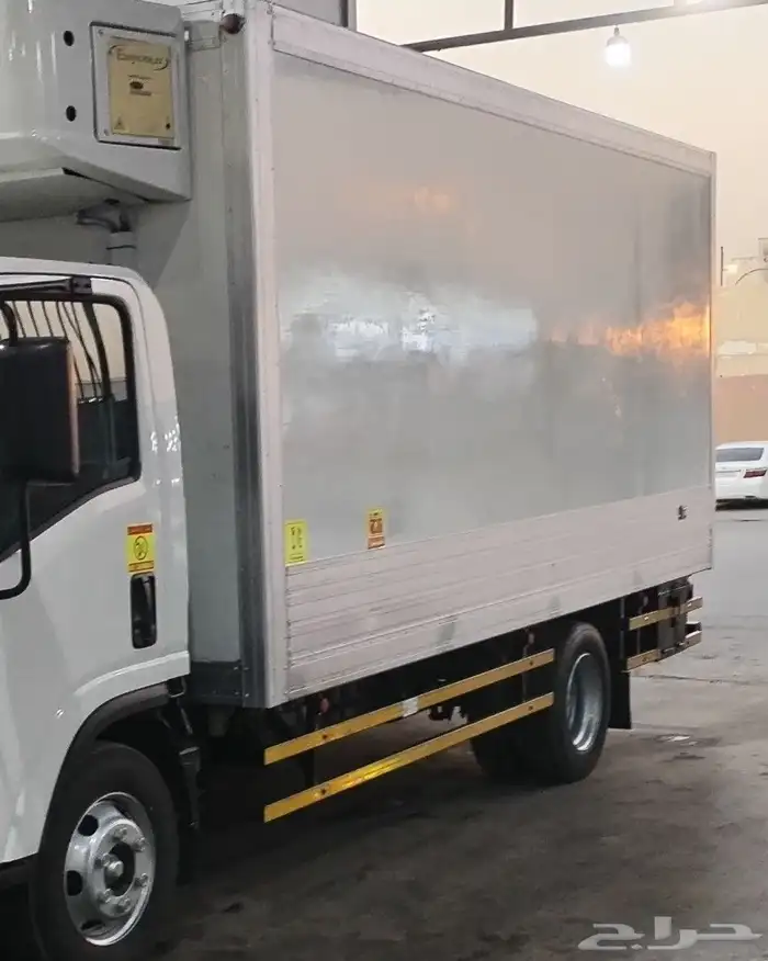 للايجار بدون سائق دينات ايسوزو تبريد تجميد 5متر مديل 2024 0