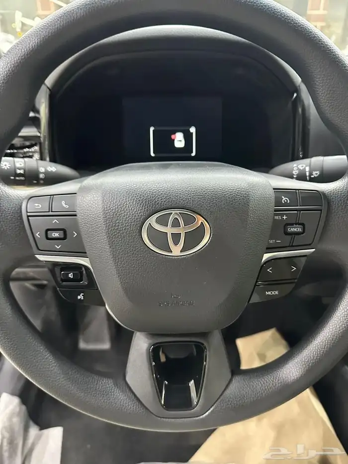 كامري ستاندر اسود بنزين 4