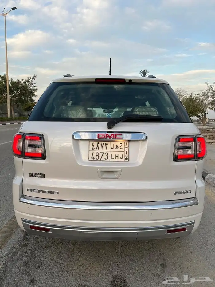 جمس اكاديا 2016 3