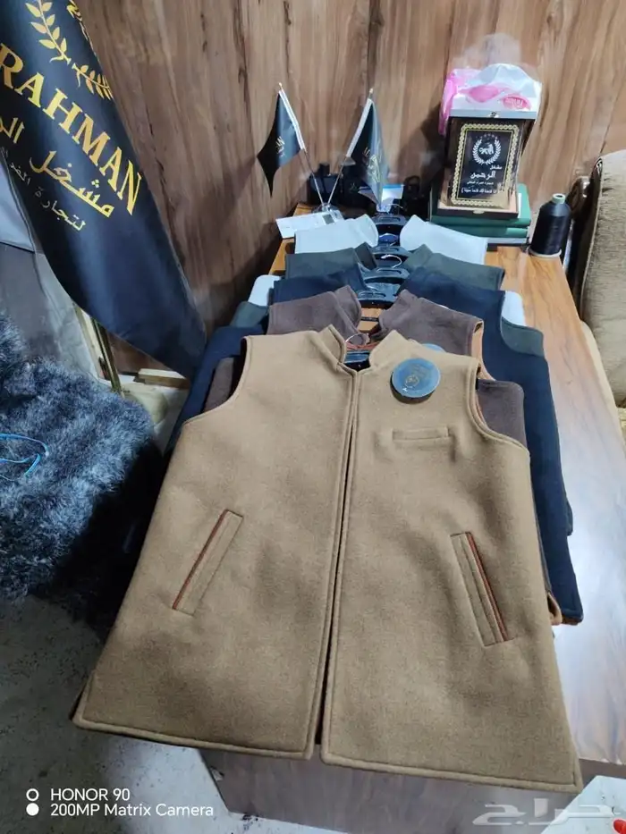 فروة وبر بشت . فروة مخمل 1200غ شريط . فروة مخمل 800غ قبوع 8