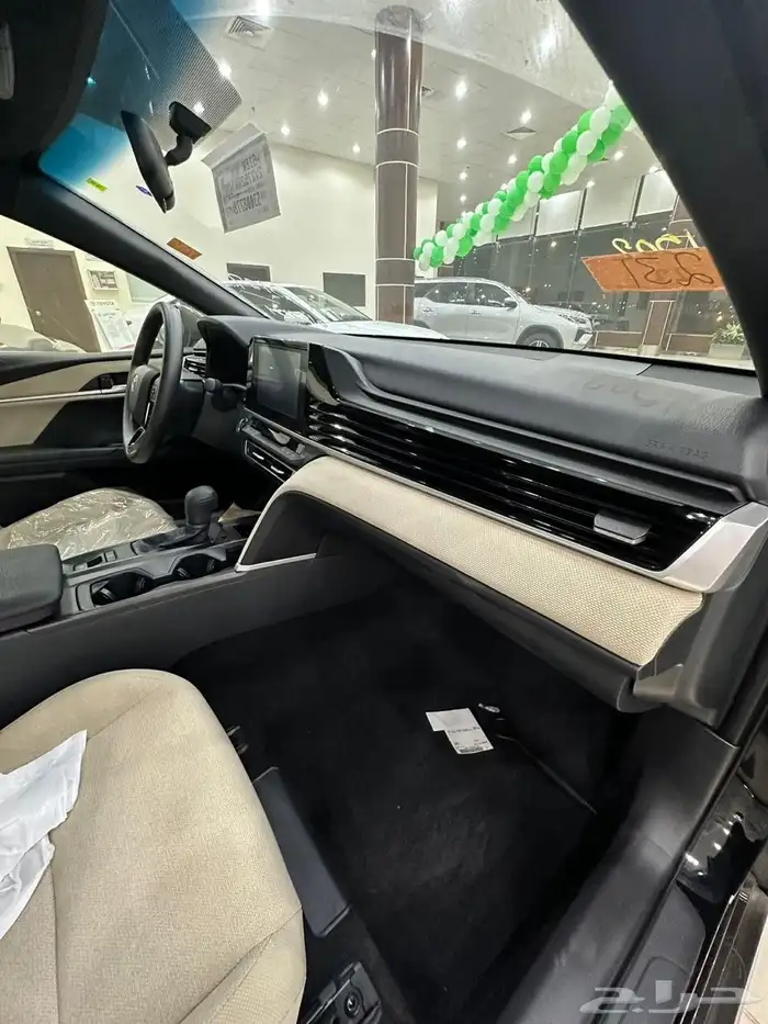 كامري ستاندر اسود بنزين 8