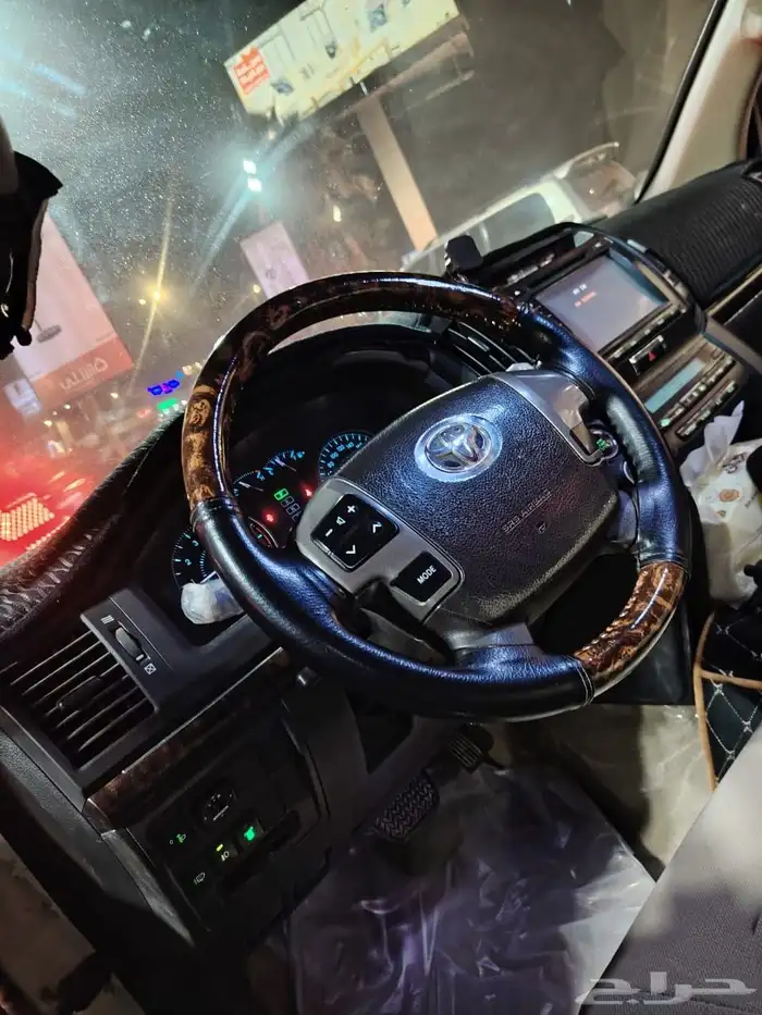 لاند كروزر 6