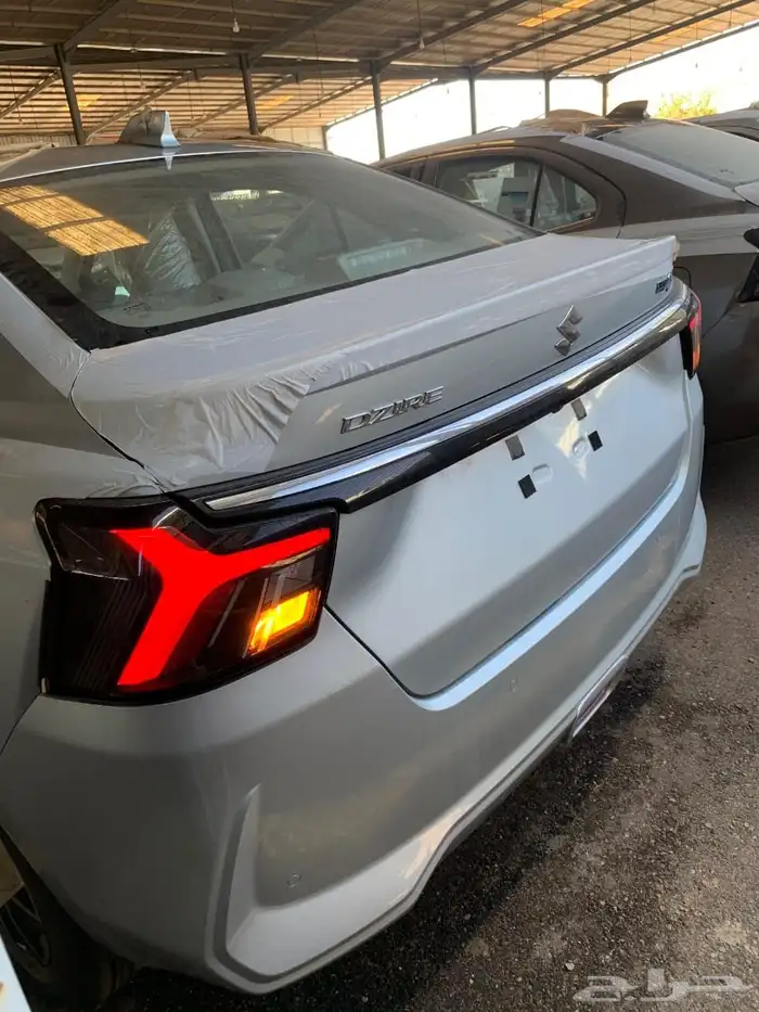 سوزوكي ديزاير GLX الشكل الجديد موديل 2025 9