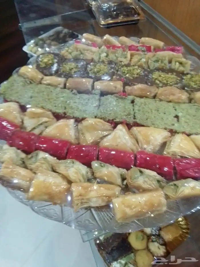 معلم حلويات شرقيه وغربيه 1