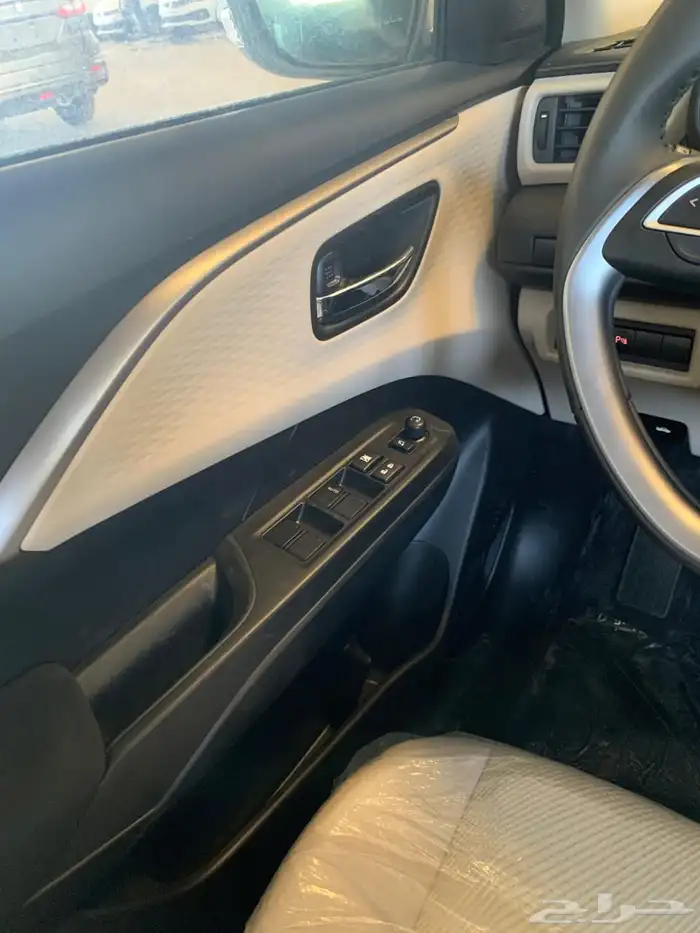 سوزوكي ديزاير GLX الشكل الجديد موديل 2025 16