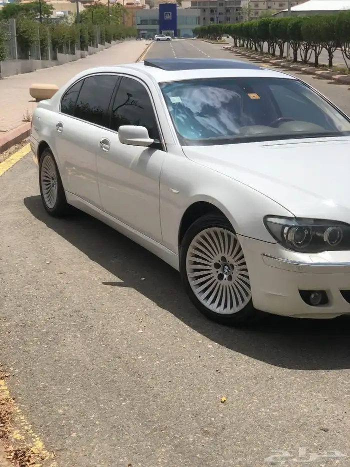 بي ام 2007 مقاس 735 فل كامل بودي بلد وداخلية السيارة نظيفة 0