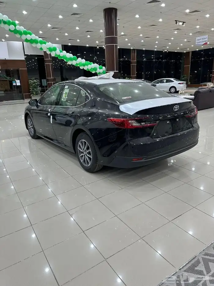 كامري ستاندر اسود بنزين 5