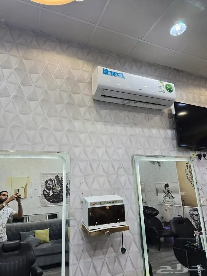 اثاث محل حلاقه للبيع 7