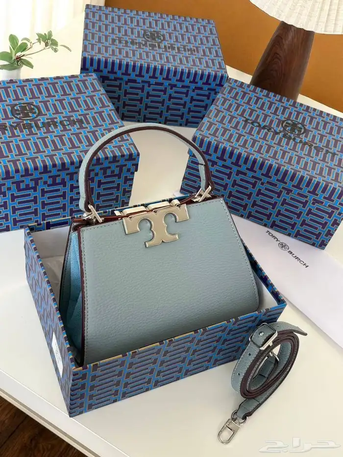 شنط تقليد ماركه هاي كواليتي والماستر وإكسسوارات 75