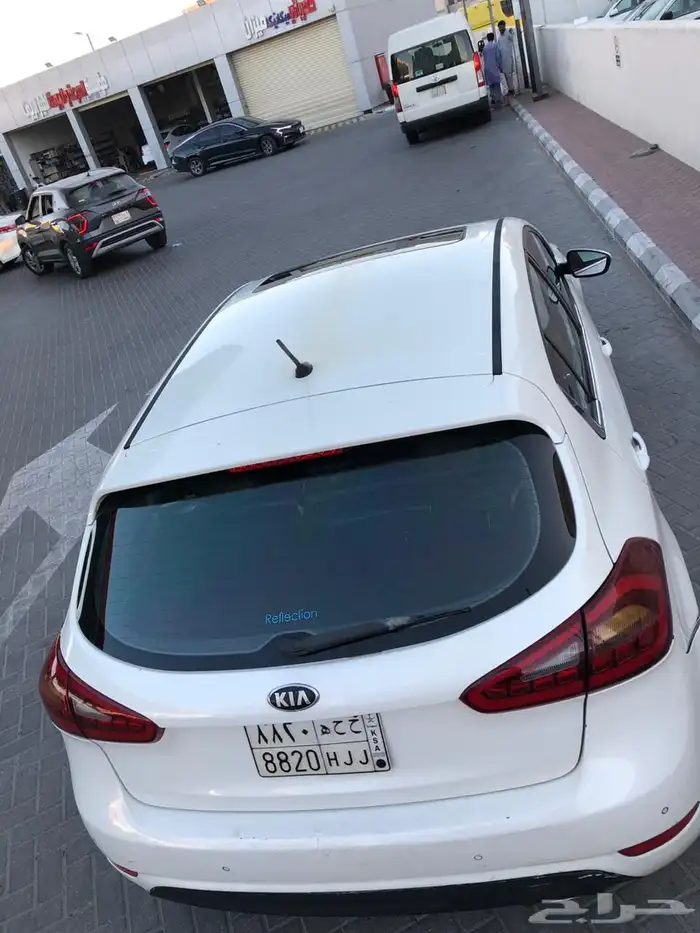 كيا سيراتو موديل 2014 هاتشباك كامله 14