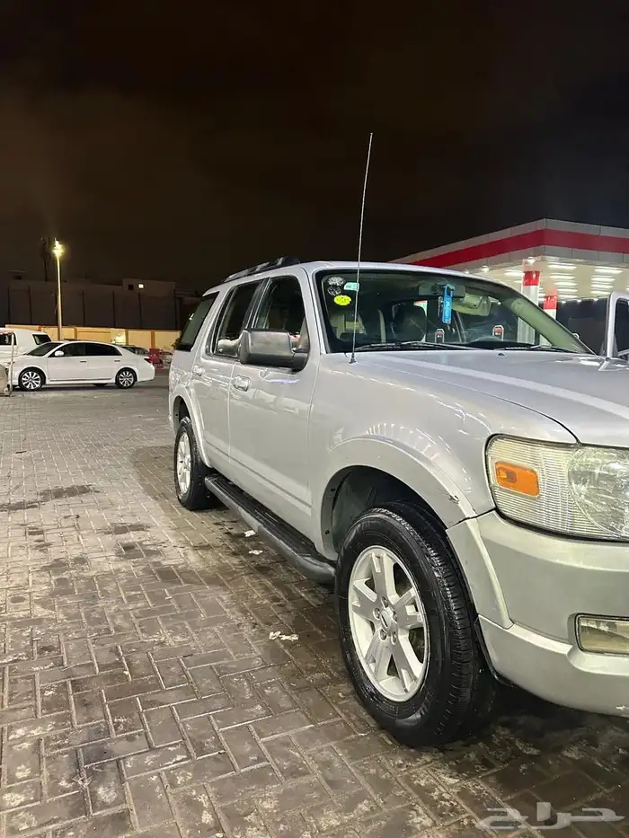 للبيع اكسبلور 2010 دبل 9